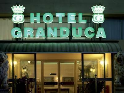 سان جوليانو تيرمي Hotel Granduca المظهر الخارجي الصورة